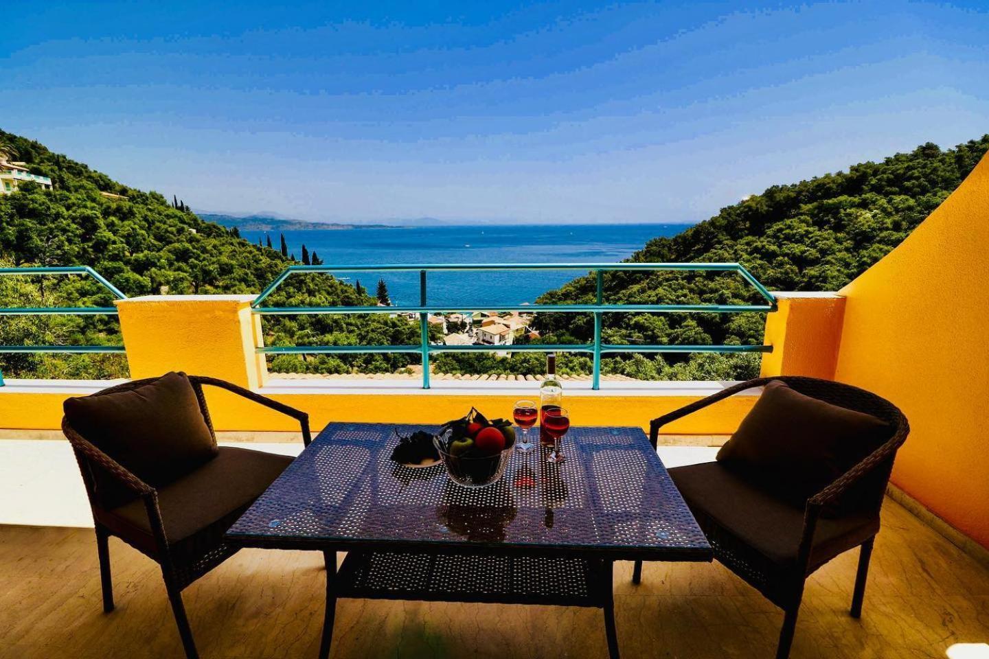 Silent Bay Apartments Katávolos 외부 사진